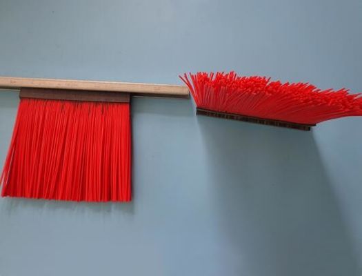 Metal Support Plastic Strip 3x4mm Red PP Fiber Forklift Brush Attachment